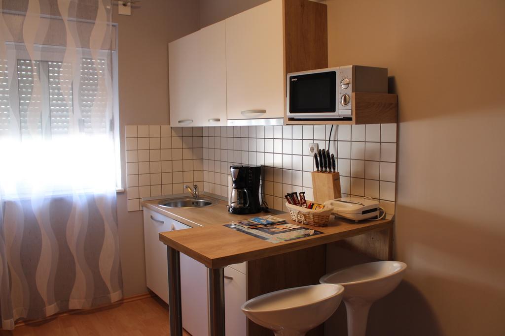 Beachside Apartments Znjan Split Rum bild