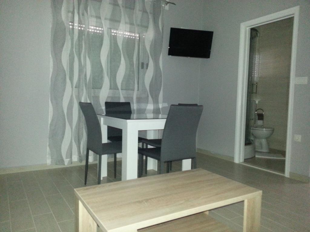 Beachside Apartments Znjan Split Rum bild