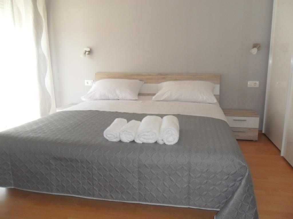 Beachside Apartments Znjan Split Rum bild