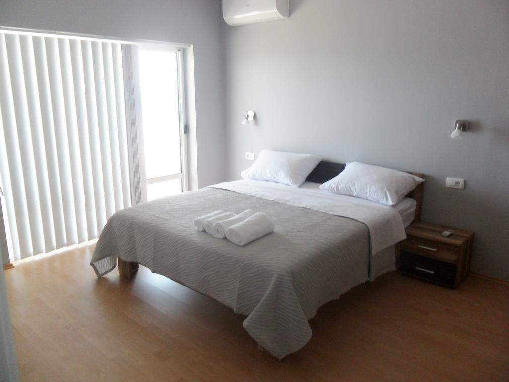 Beachside Apartments Znjan Split Rum bild