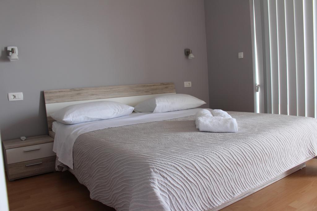 Beachside Apartments Znjan Split Rum bild